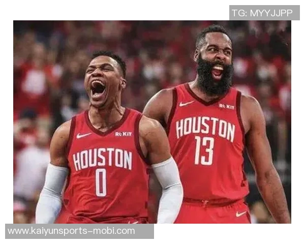 卢指导分析对手中锋外投威胁我们的大个子速度不足小阵容劣势明显