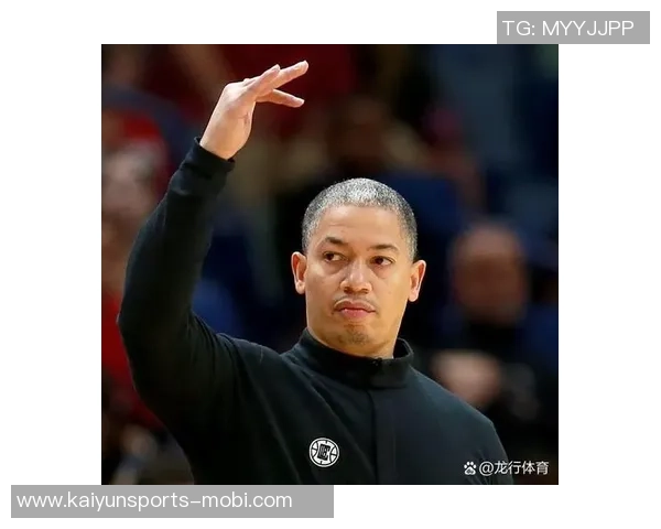 路威称三球应效仿阿隆戈登加盟强队快船助力球队发展 路威称三球应效仿阿隆戈登加盟强队快船助力球队发展